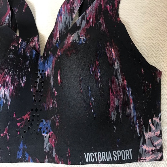 VICTORIA SPORT Bra Padded Cross Strap Sz 32D - Picture 2 of 4